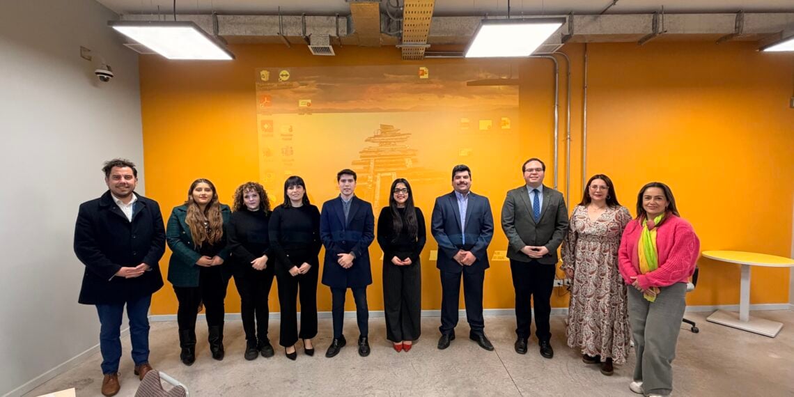 Encuentro Alumni de la facultad de Derecho fortaleció la comunidad de tituladas y titulados UBO